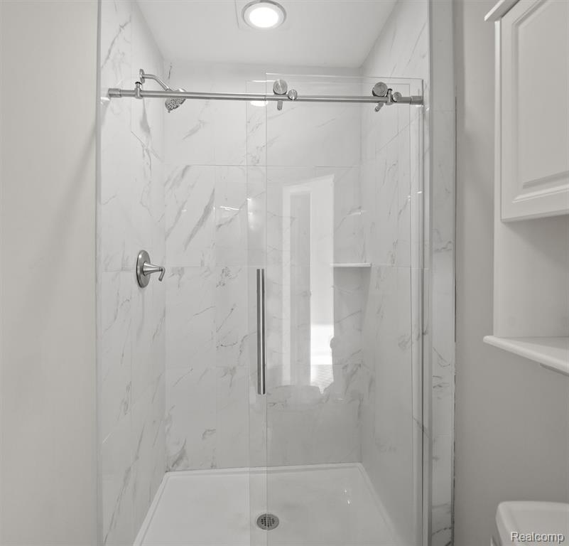 41855 Brentwood Drive, Plymouth, MI 48170 — Photo 28