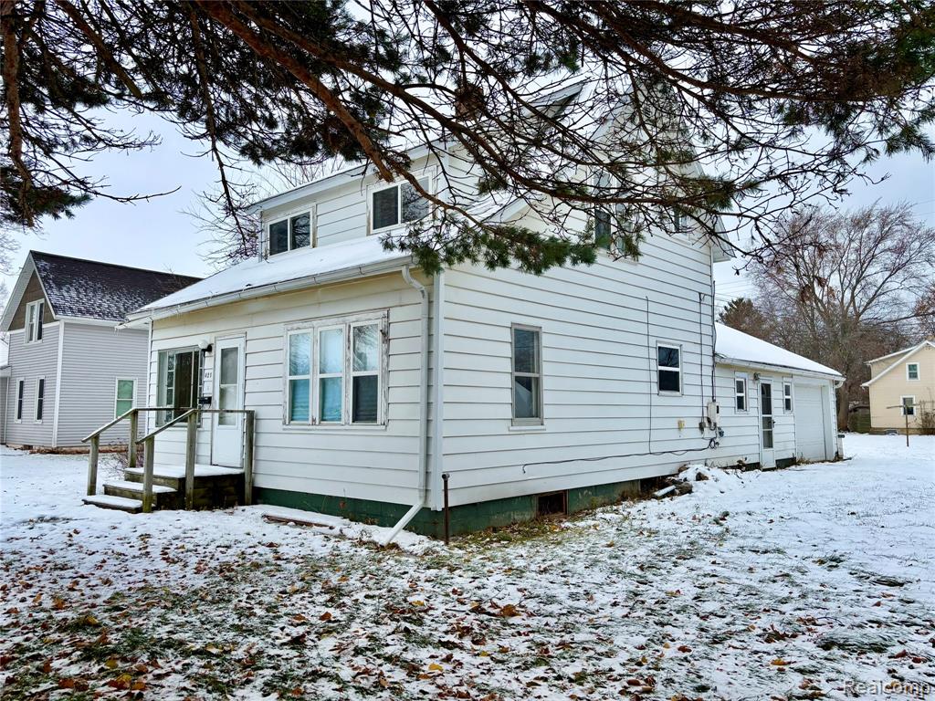 421 Lytle Avenue, Harbor Beach, MI 48441 — Photo 25