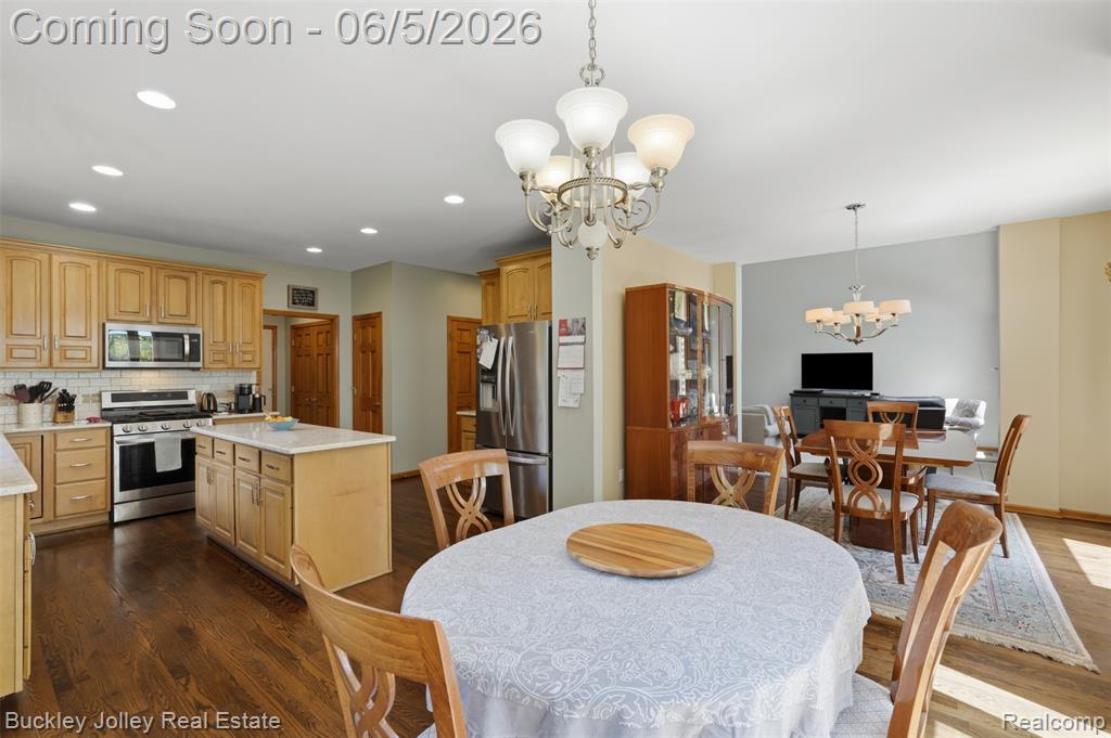 1889 Sharp Sand Circle, Brighton, MI 48114 — Photo 5