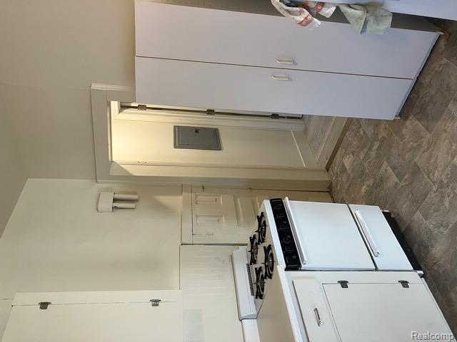 504 E Clinton Street, Howell, MI 48843 — Photo 19