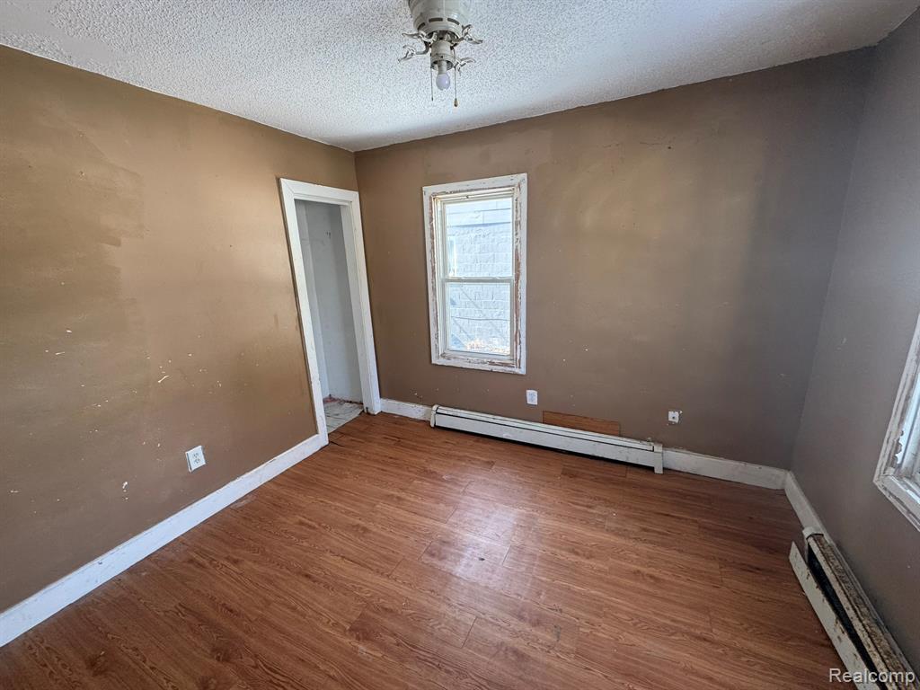 106 E Rutgers Avenue, Pontiac, MI 48340 — Photo 9