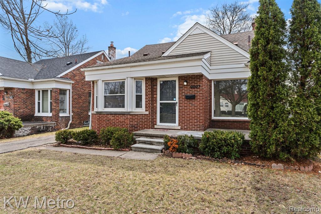 9827 APPLETON, Redford, MI 48239 — front exterior
