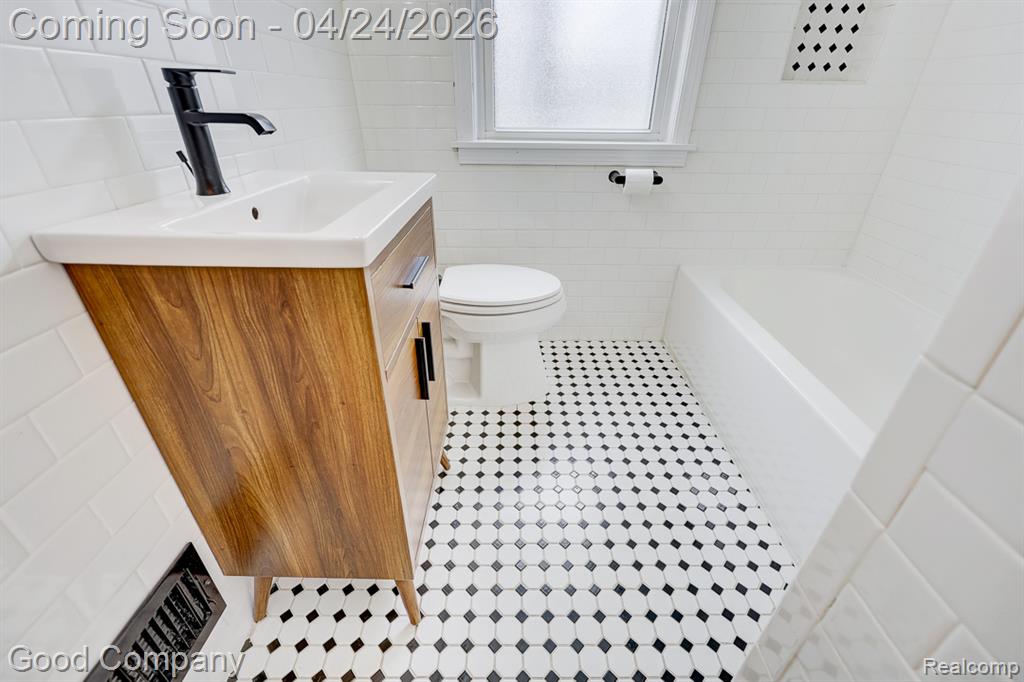 14 Kensington Boulevard, Pleasant Ridge, MI — Photo 25