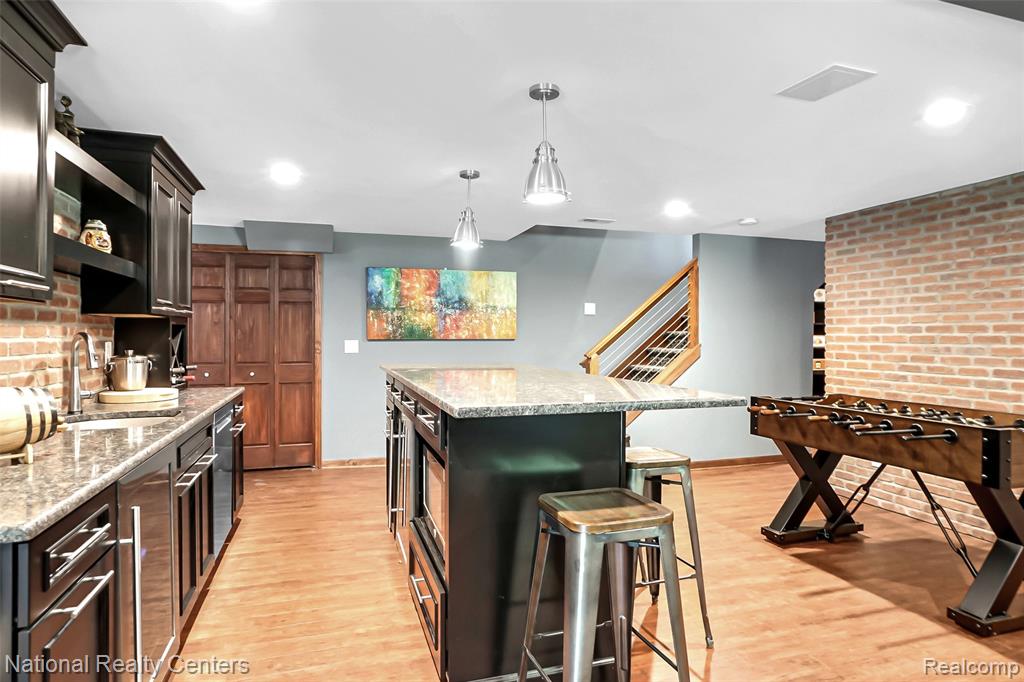 11500 Lisa Lori Lane, South Lyon, MI 48178 — Photo 30