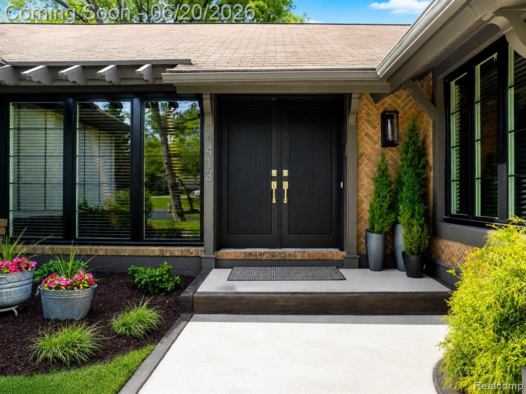 4413 Pinehurst Drive, West Bloomfield, MI — Photo 9