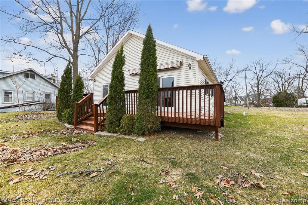 1525 Shoreline Drive, Hartland, MI 48353 — Photo 38