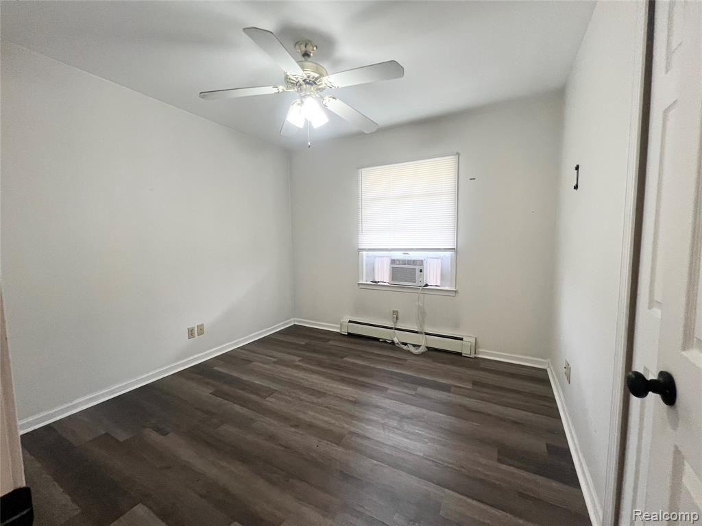 8760 Carpenter Road, Milan, MI 48160 — Photo 14