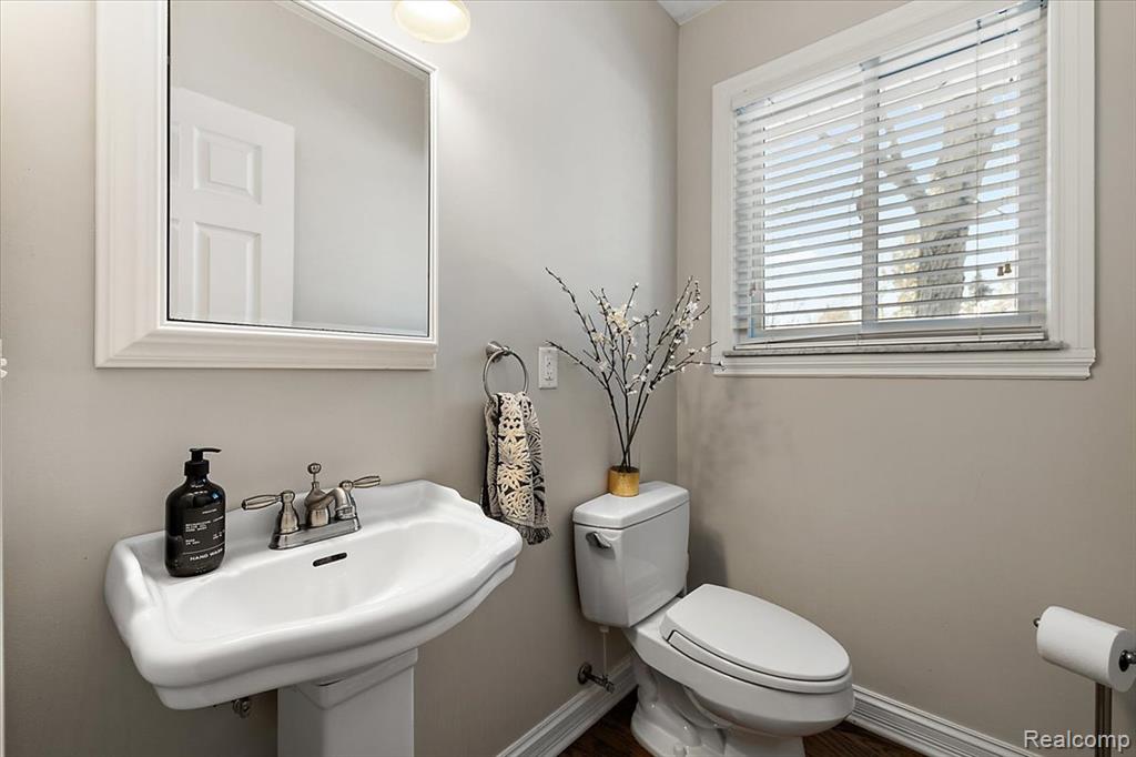 5193 Kellen Lane, Bloomfield Hills, MI 48302 — Photo 30
