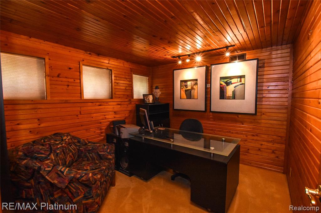 5160 Fenton Road, Fenton, MI 48430 — Photo 33