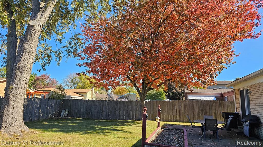 4939 Duchess Drive, Sterling Heights, MI 48310 — Photo 39