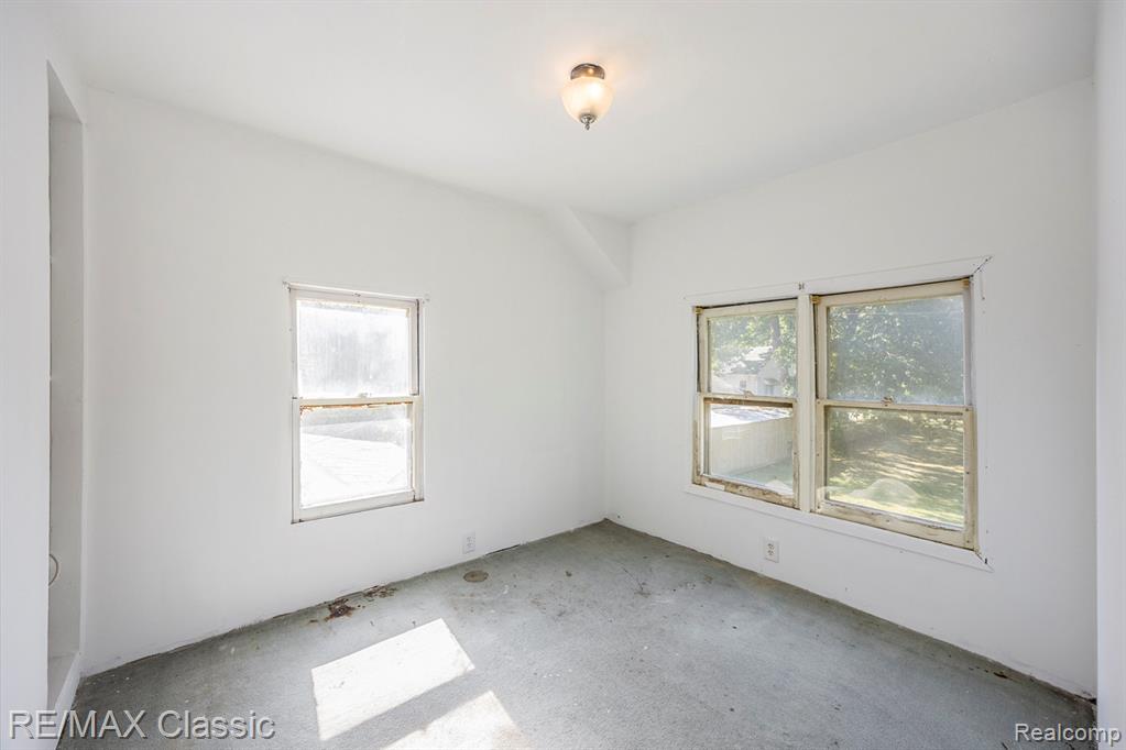 6334 Andersonville Road, Waterford, MI 48329 — Photo 13