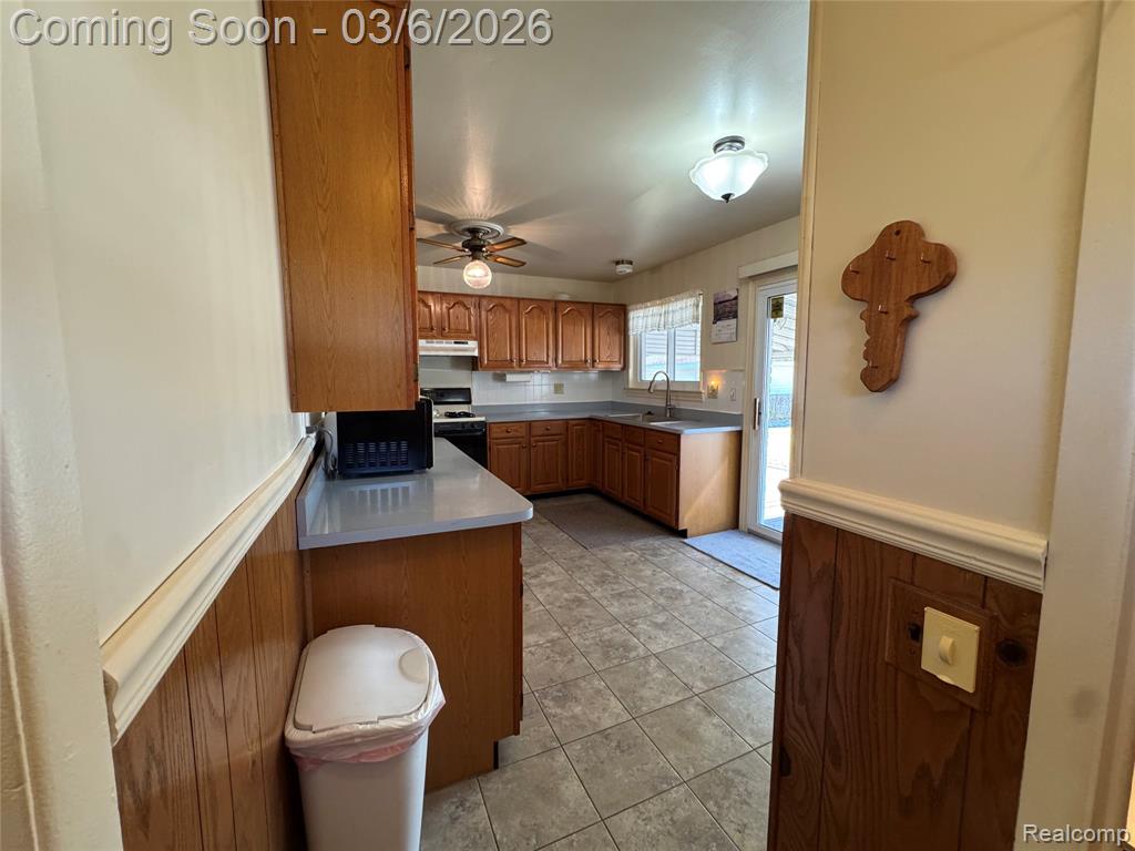 9828 Barkley Street, Belleville, MI 48111 — Photo 9