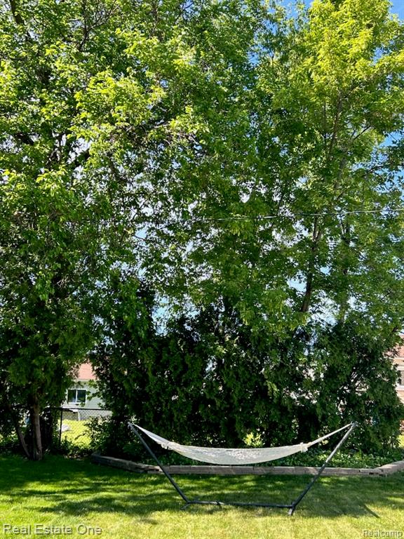 2075 Deering Street, Garden City, MI — Photo 60