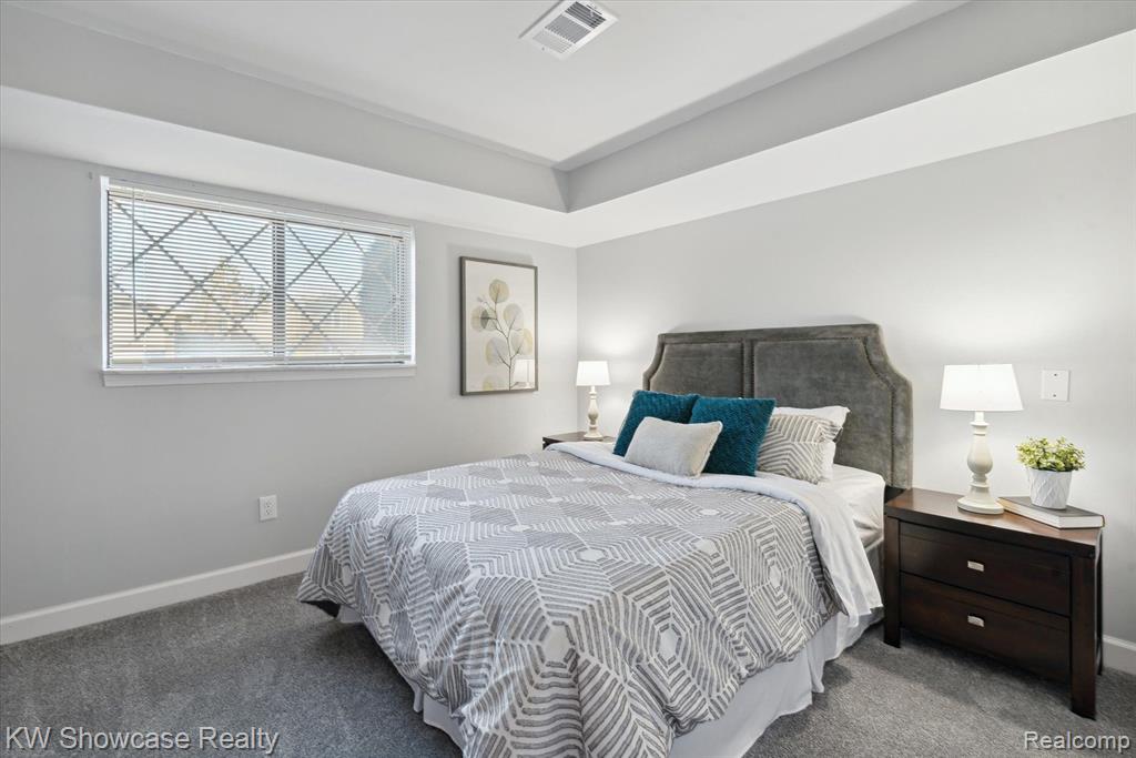 44048 Harsdale Drive, Canton, MI 48187 — Photo 43