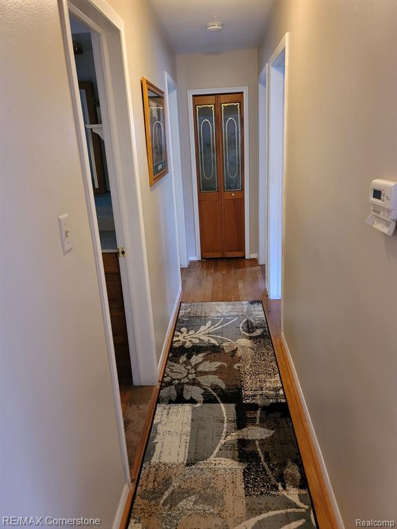 6615 SHADOWLAWN Street, Dearborn Heights, MI 48127 — Photo 11