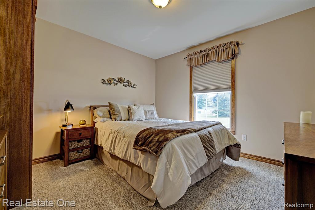 5899 Cobblestone Drive, Almont, MI 48461 — Photo 15
