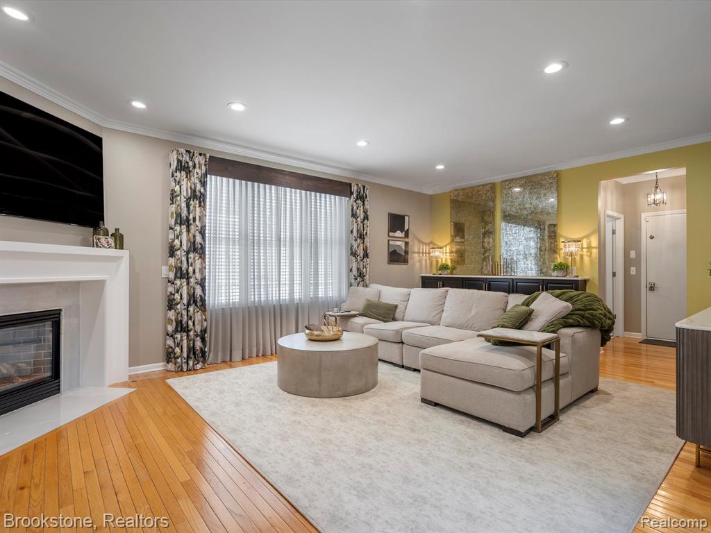 42650 Whitman Way, Novi, MI 48377 — Photo 11