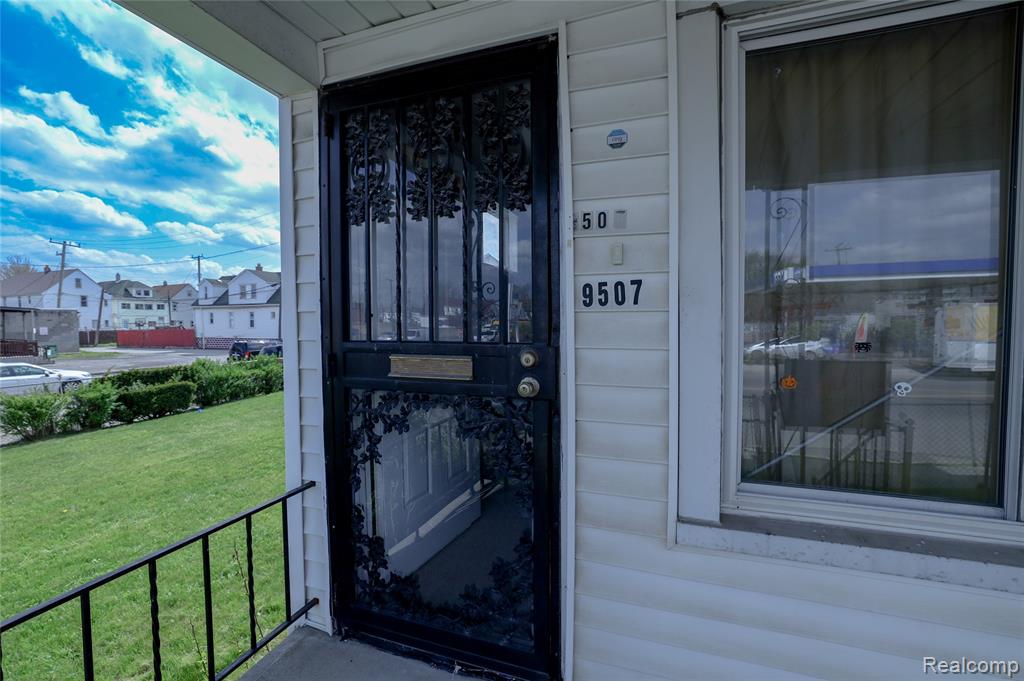 9507 Conant Street, Hamtramck, MI 48212 — Photo 11
