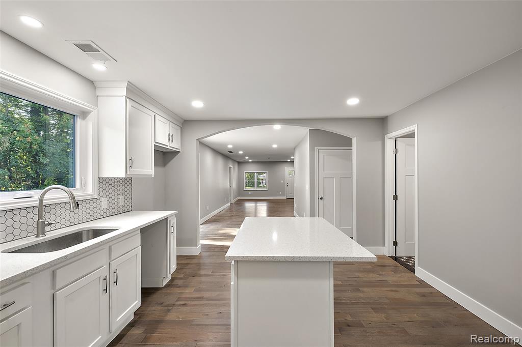 5771 Gratiot Avenue, St. Clair, MI 48079 — Photo 44