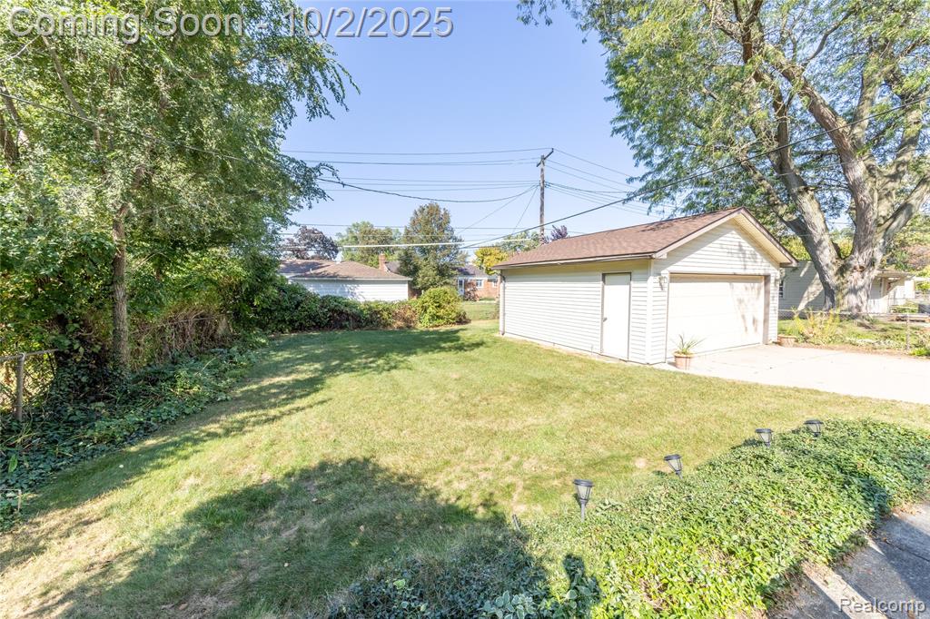 9253 Idaho Street, Livonia, MI 48150 — Photo 20