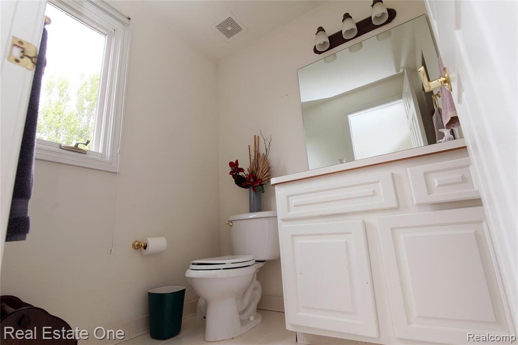 3991 Oakfield Court, Shelby Twp, MI 48316 — Photo 34