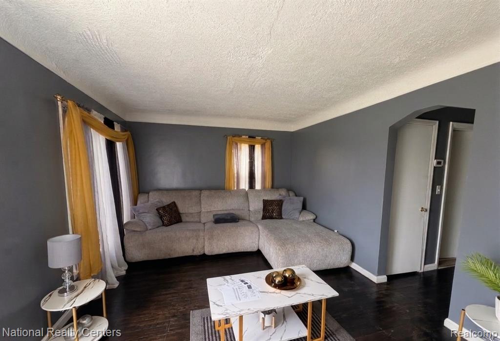 6530 Brace Street, Detroit, MI 48228 — Photo 6
