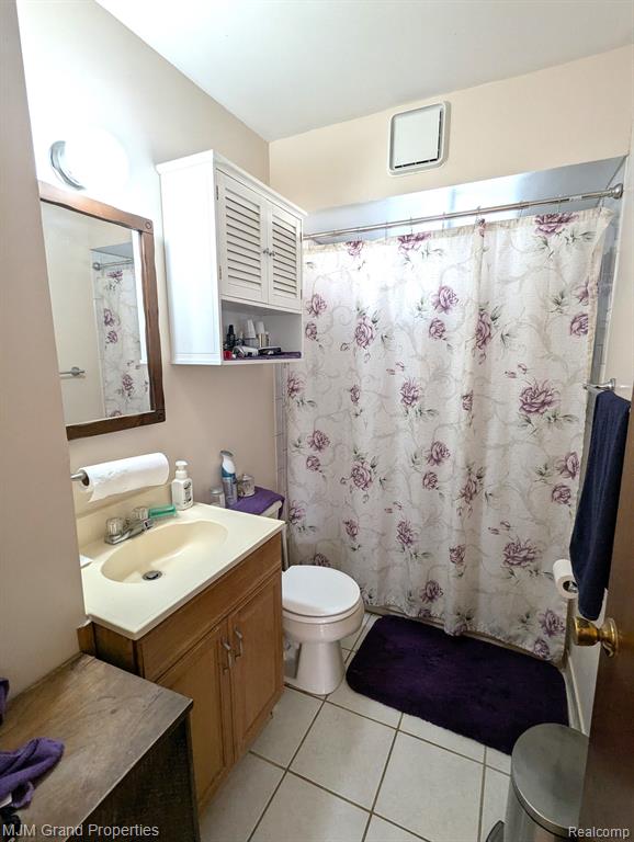 9264 CHAMBERLAIN Street, Romulus, MI 48174 — Photo 8