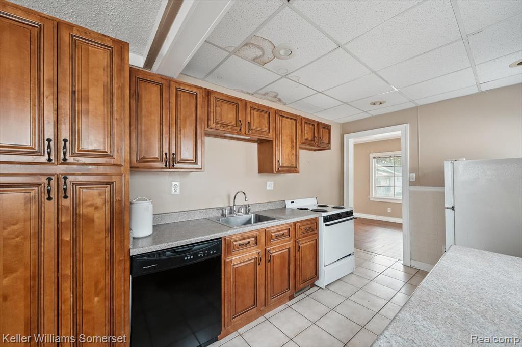 1511 E Harry Avenue, Hazel Park, MI 48030 — Photo 14