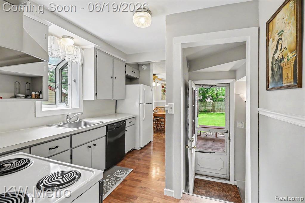 2815 Ellwood Avenue, Berkley, MI 48072 — Photo 15
