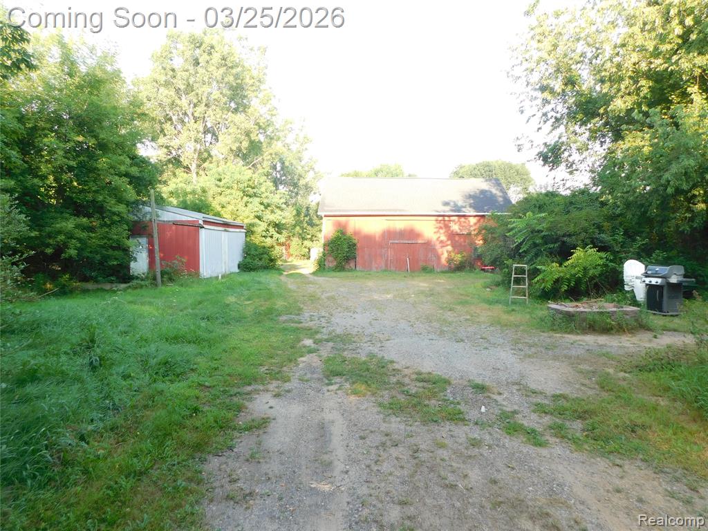 5284 Scotch Settlement Road, Almont, MI 48003 — Photo 30