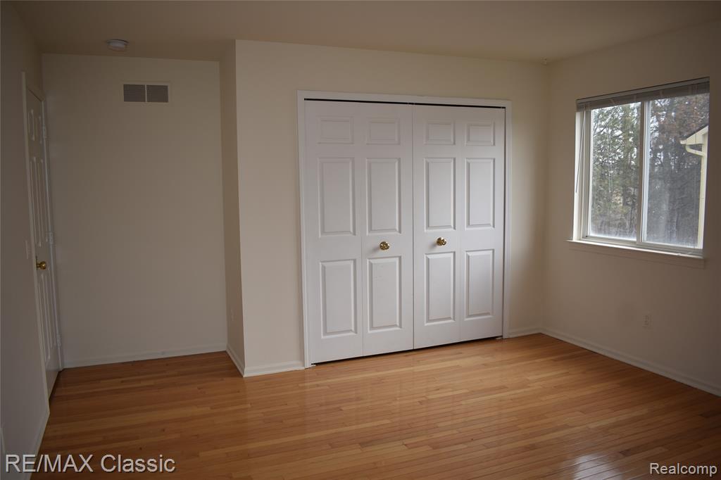 201 Columbia Drive, South Lyon, MI 48178 — Photo 41
