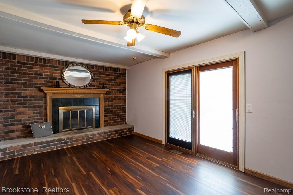 855 Illinois Street, Marysville, MI 48040 — Photo 14