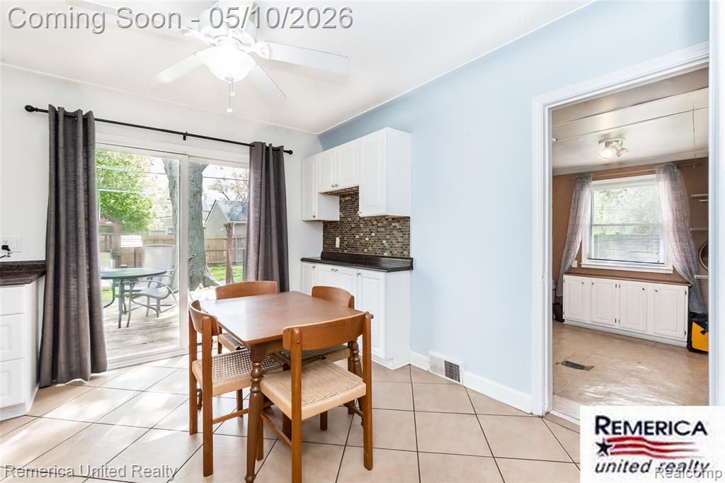 21514 Wheeler Street, Farmington, MI 48336 — Photo 11