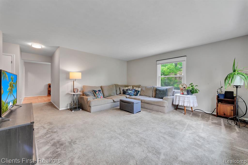 4630 DENTON Road, Canton, MI 48188 — Photo 13