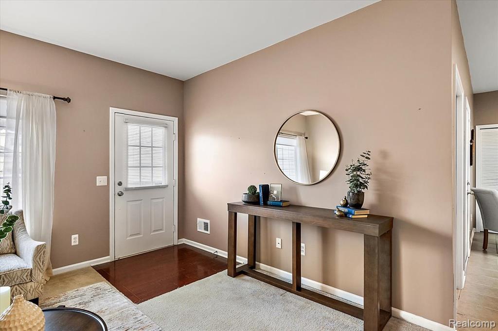 26709 Ashton Drive, Woodhaven, MI 48183 — Photo 9