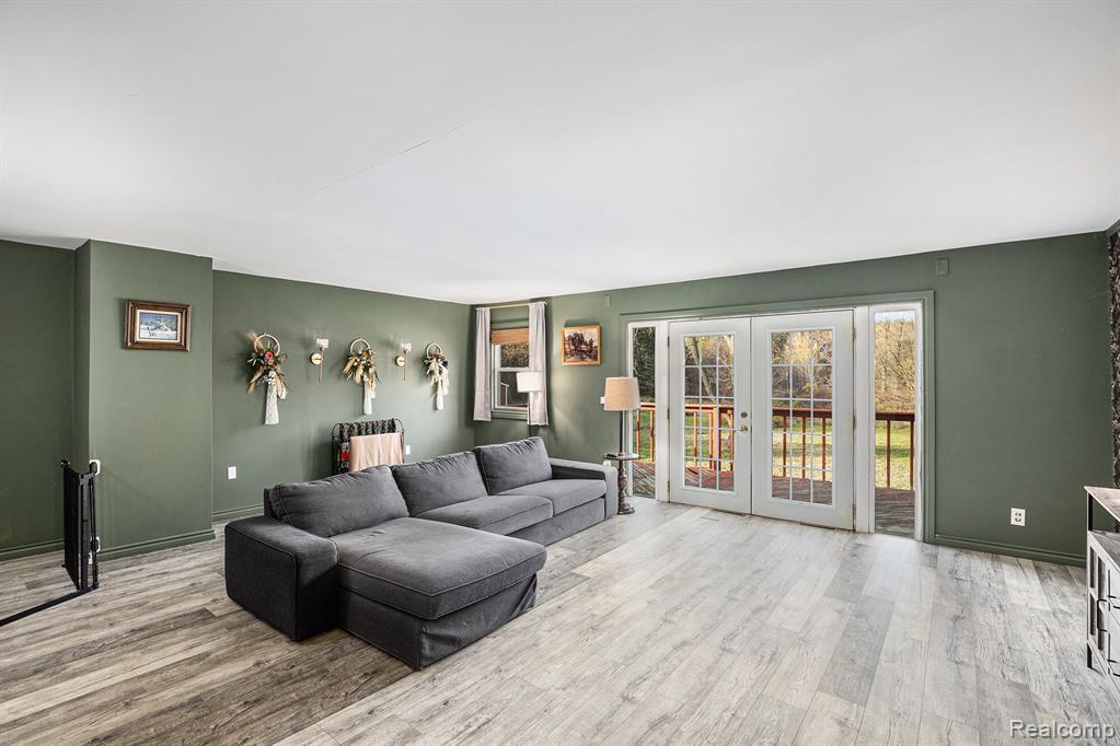 896 W Saginaw Road, Mayville Vlg, MI 48744 — Photo 11