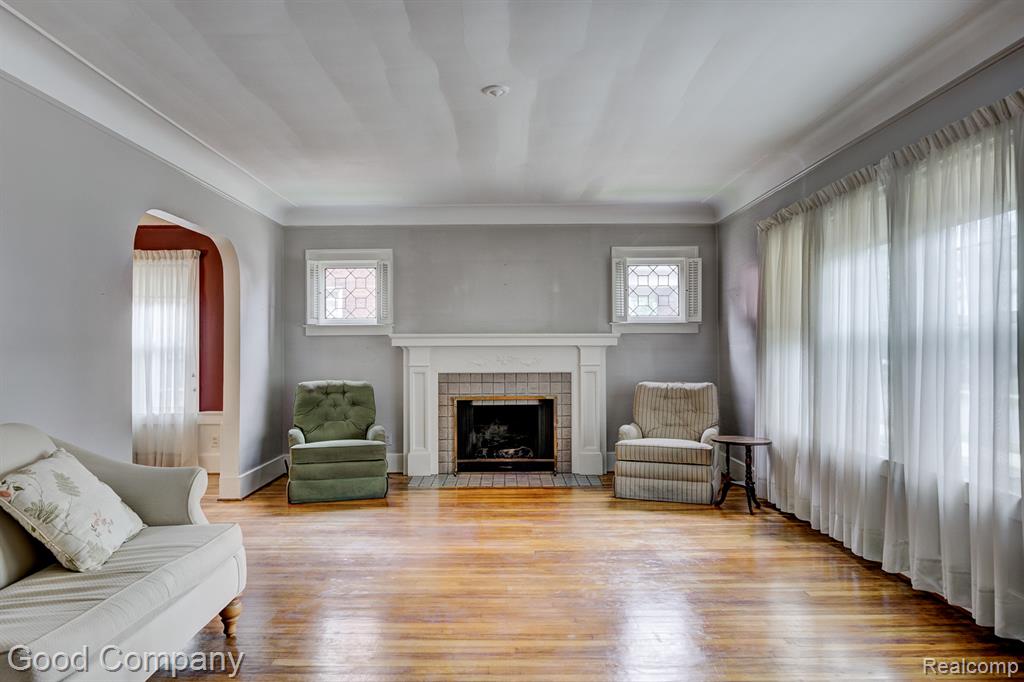 515 W Golden Gate, Highland Park, MI 48203 — Photo 3