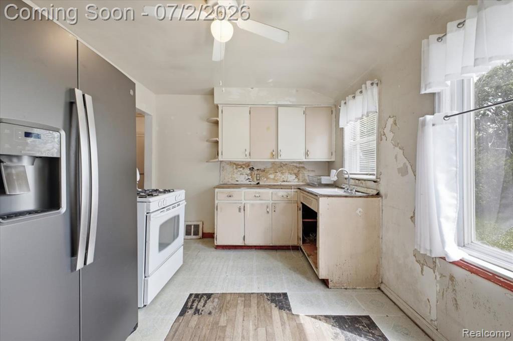 5202 Dupont Street, Flint, MI 48505 — Photo 8