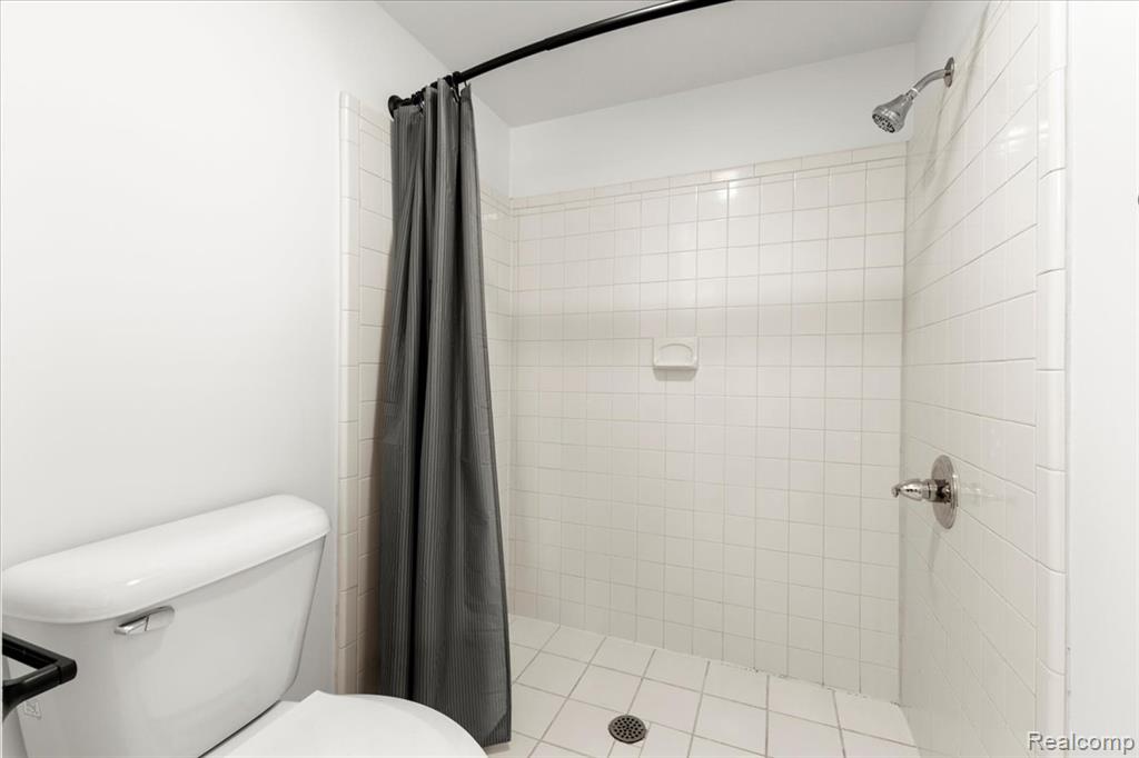5348 Burgundy Drive, Clarkston, MI — Photo 30