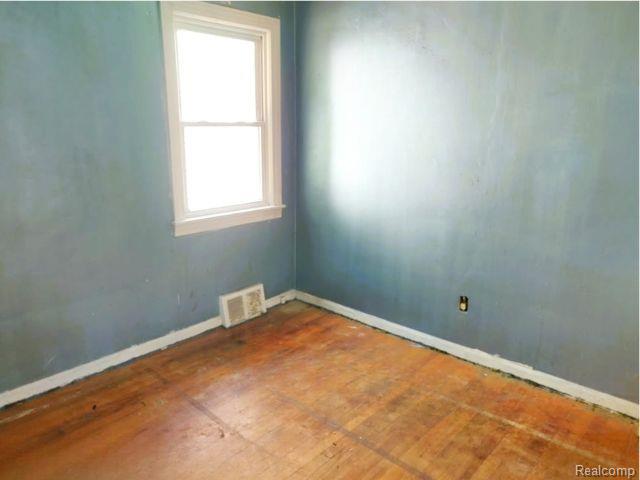 4230 Longtin Avenue, Lincoln Park, MI 48146 — Photo 9