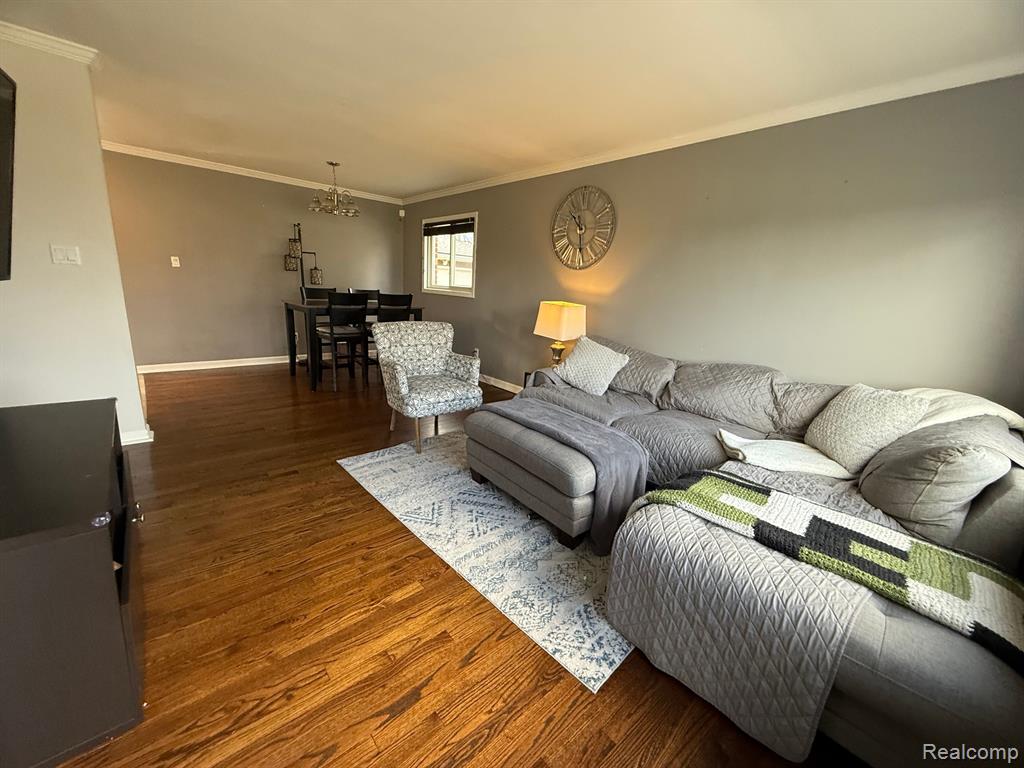 6035 GRAPER Drive, Waterford, MI 48329 — Photo 7