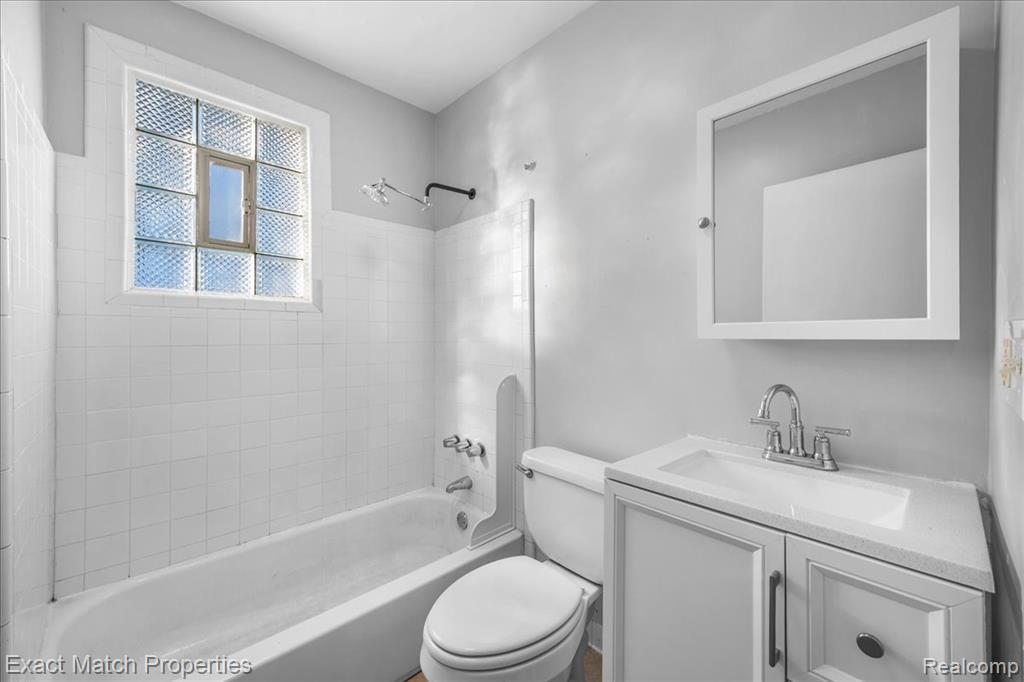 638 Raskob Street, Pontiac, MI 48340 — Photo 13