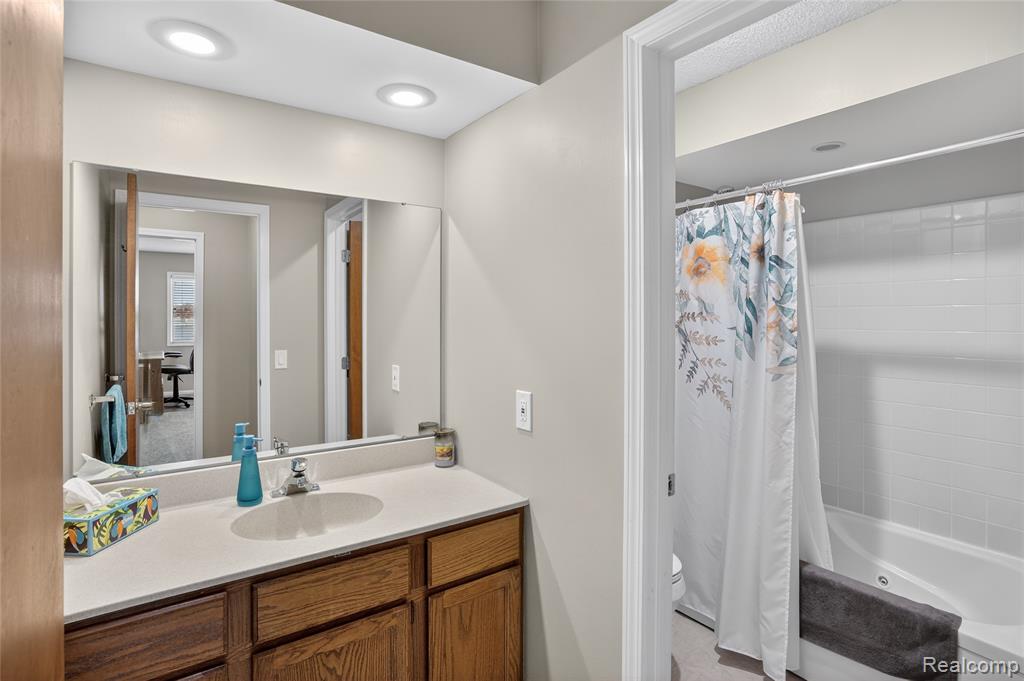 1715 River Road, 77, St. Clair, MI 48079 — Photo 32