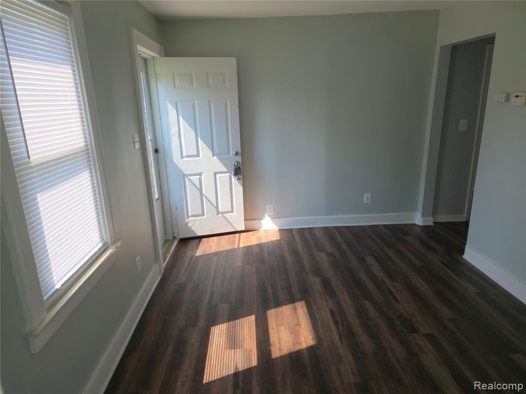6589 Ziegler Street, Taylor, MI 48180 — Photo 9