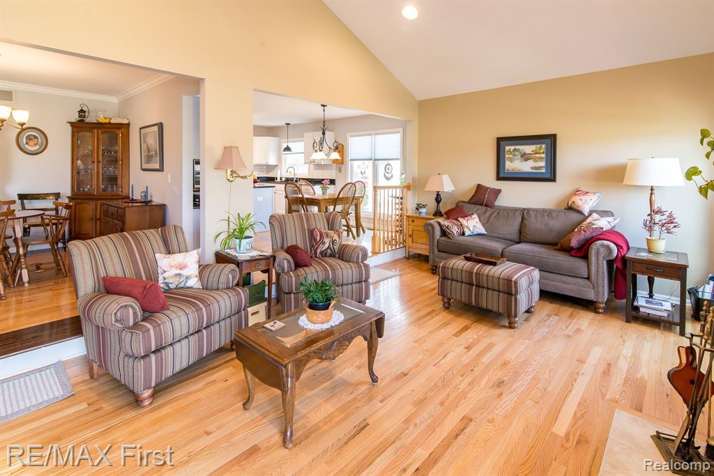 8598 GOLF LANE Drive, Commerce Twp, MI 48382 — Photo 31