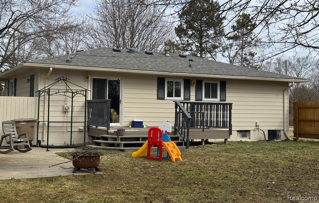 638 COLLIER Road, Pontiac, MI 48340 — Photo 27