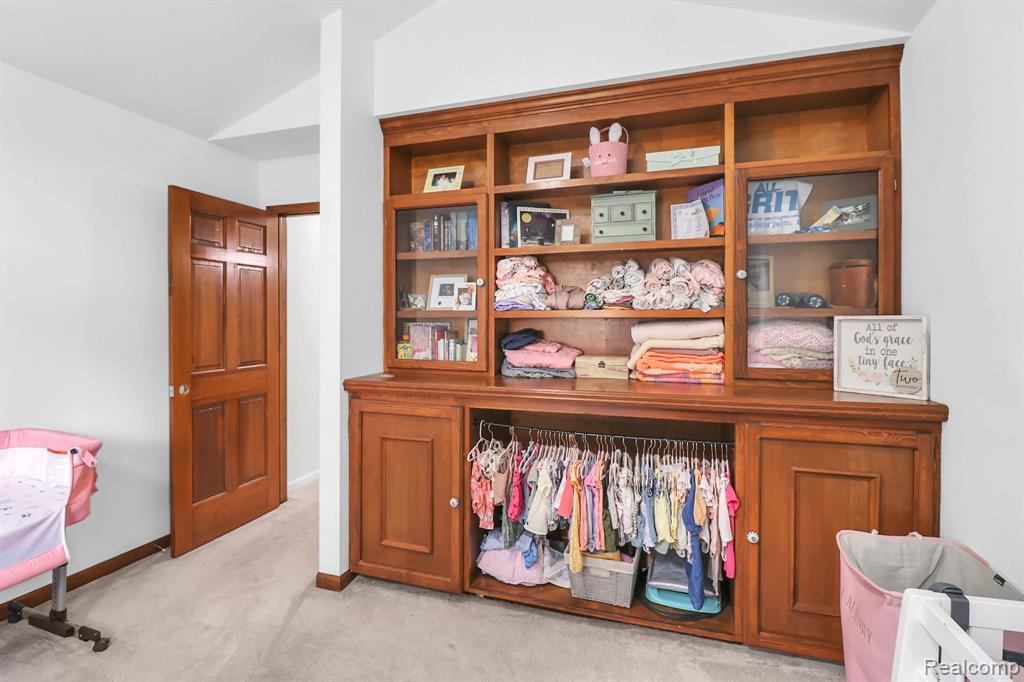 860 Woodridge Hills Drive, 95, Brighton, MI 48116 — Photo 17