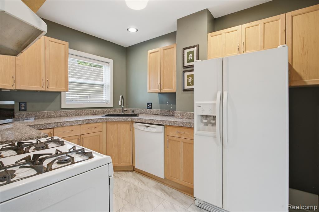 536 E Maplehurst Street, Ferndale, MI 48220 — Photo 19