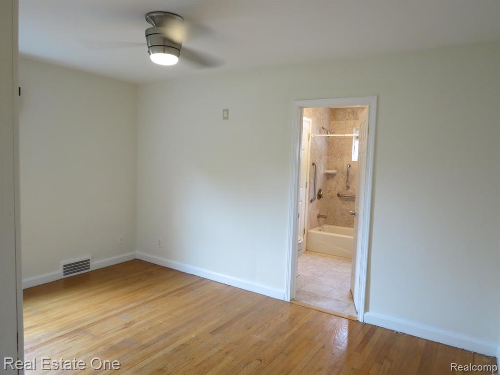 772 BURROUGHS Street, Plymouth, MI 48170 — Photo 27