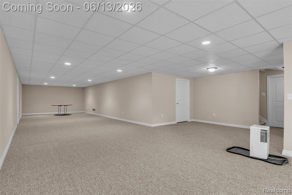 23719 Stoneleigh Drive, South Lyon, MI 48178 — Photo 46